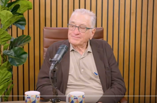 Robert De Niro Cries on Camera Because Amy Poehler Told Him He's Brave for Hating Trump